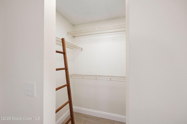 Building Photo - 320 Wisteria Ave NW