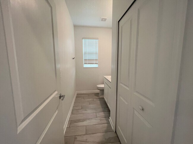Building Photo - BEAUTIFUL NEW CONSTRUCTION 3 BEDROOM 2.5 B...