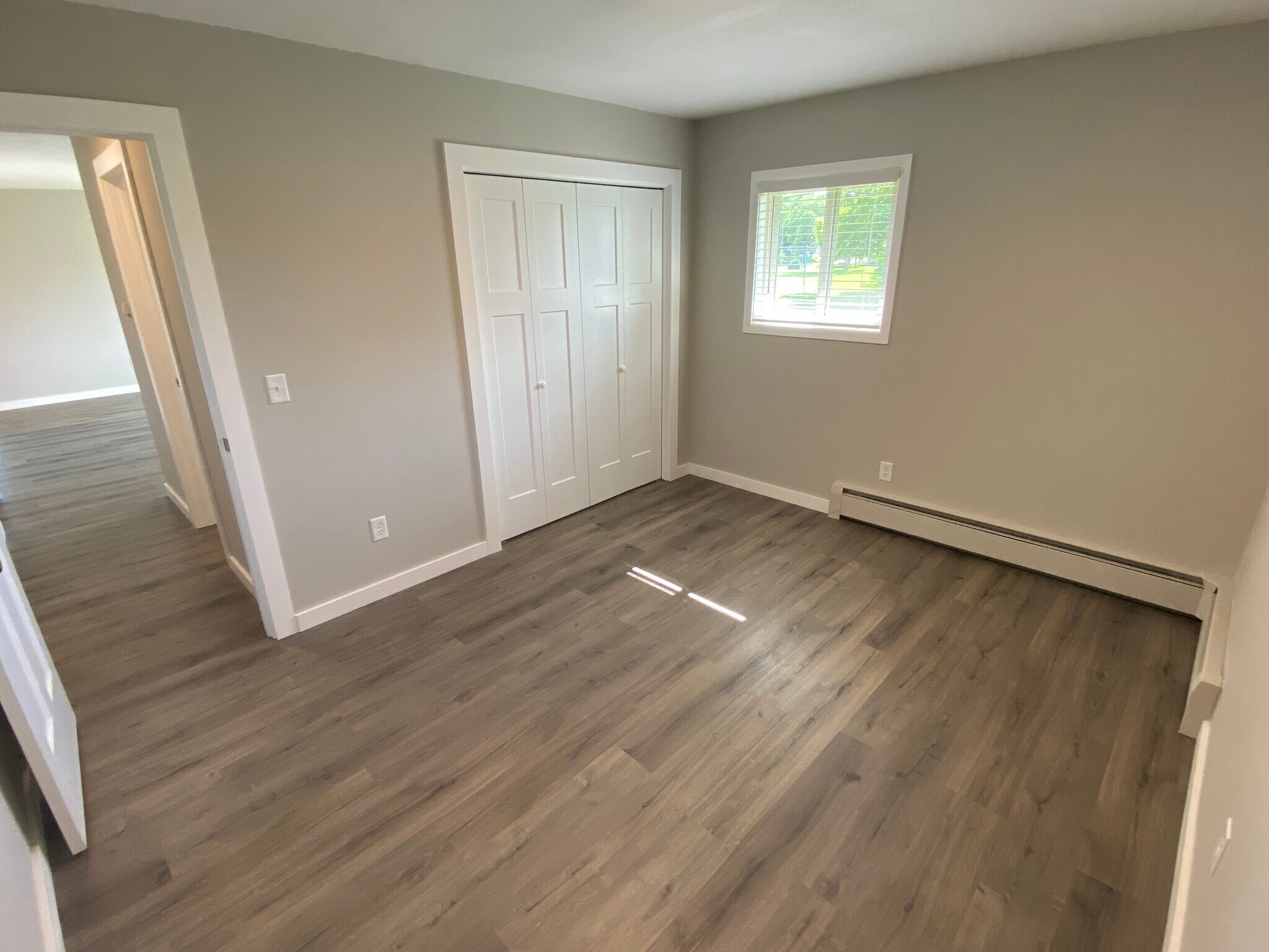 Bedroom 1 - 609 Market St S