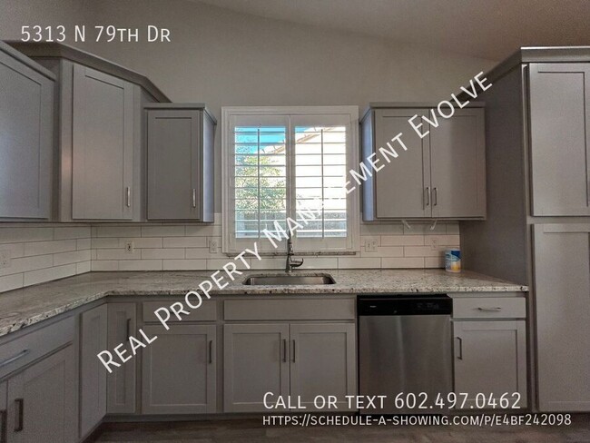 Building Photo - Spacious 5-bedroom home in Glendale!