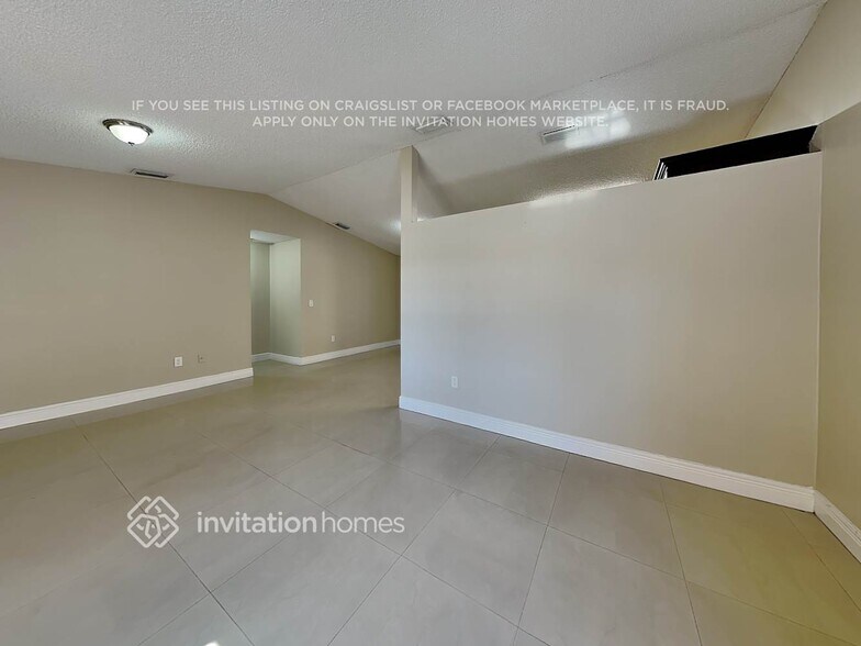 Building Photo - 14867 SW 56th Terrace