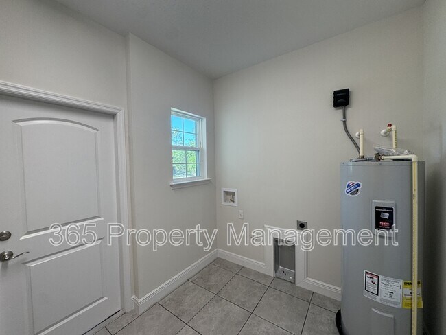 Building Photo - 1608 Alliance Ave