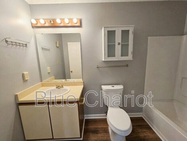 Building Photo - 2706 Ramblegate Ln