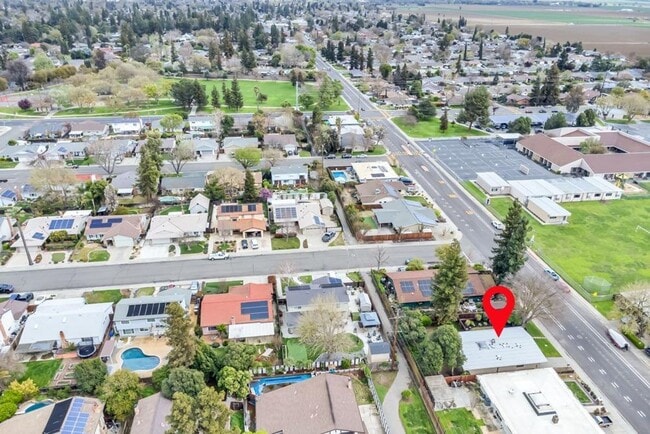 Building Photo - Affordable 2bed/2bath in South Woodland