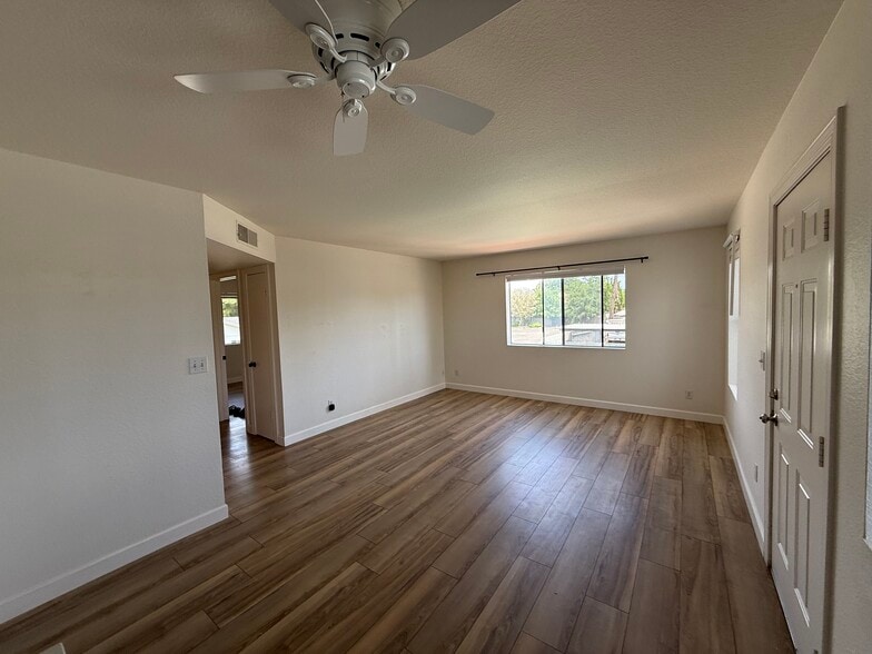 Building Photo - 3635 N 37th St