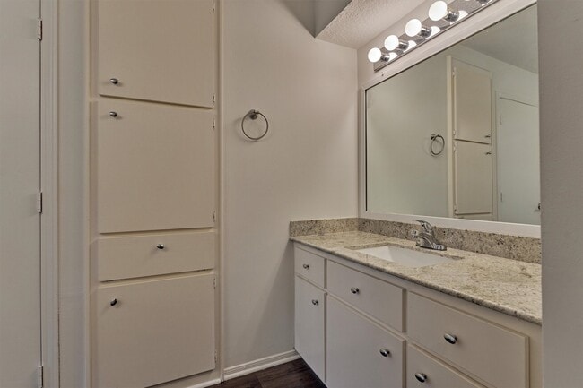 Building Photo - 23006 Northampton Pines Dr