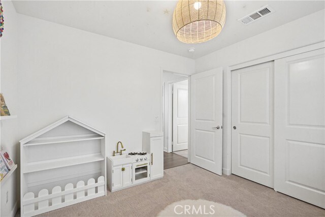 Building Photo - 23201 W Canterbury Way