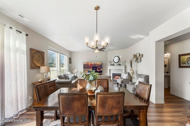 Building Photo - Spacious 4BR + Loft Home in Desirable North Place Community — Post Falls