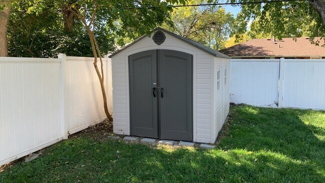 Building Photo - 4783 Loxley Dr