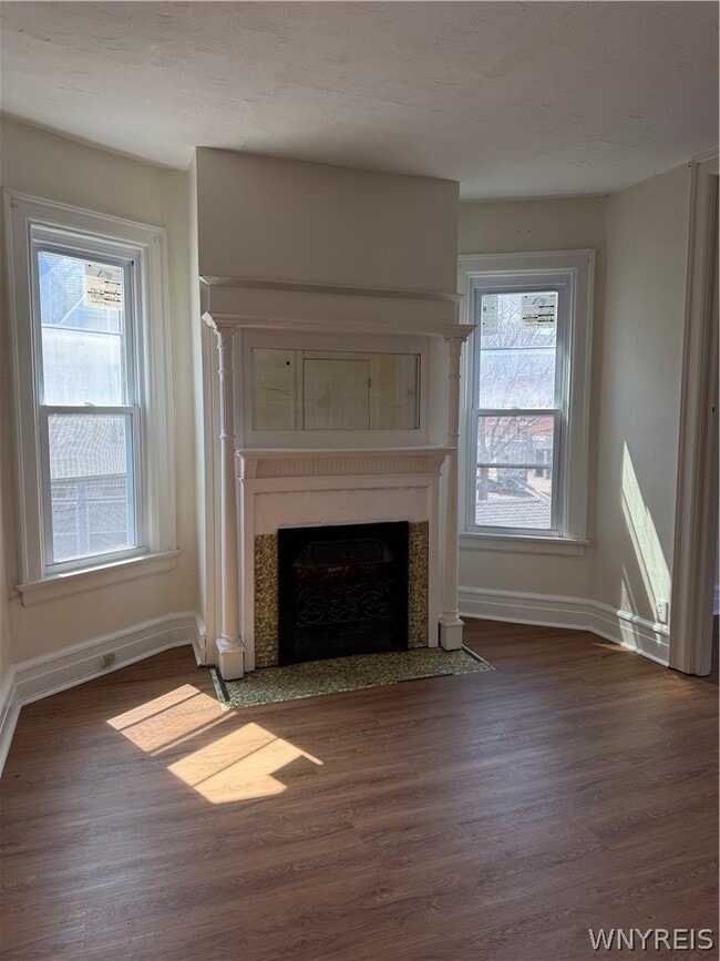 Building Photo - 1015 Elmwood Ave