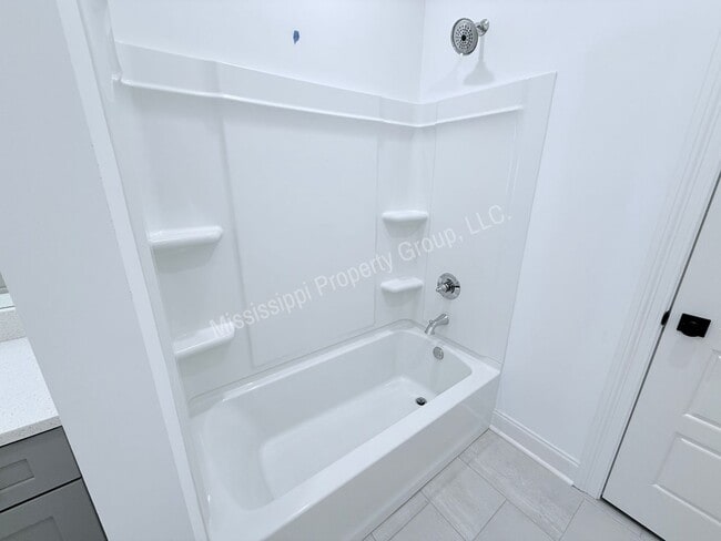 Building Photo - 4BR/4.5BA For Rent