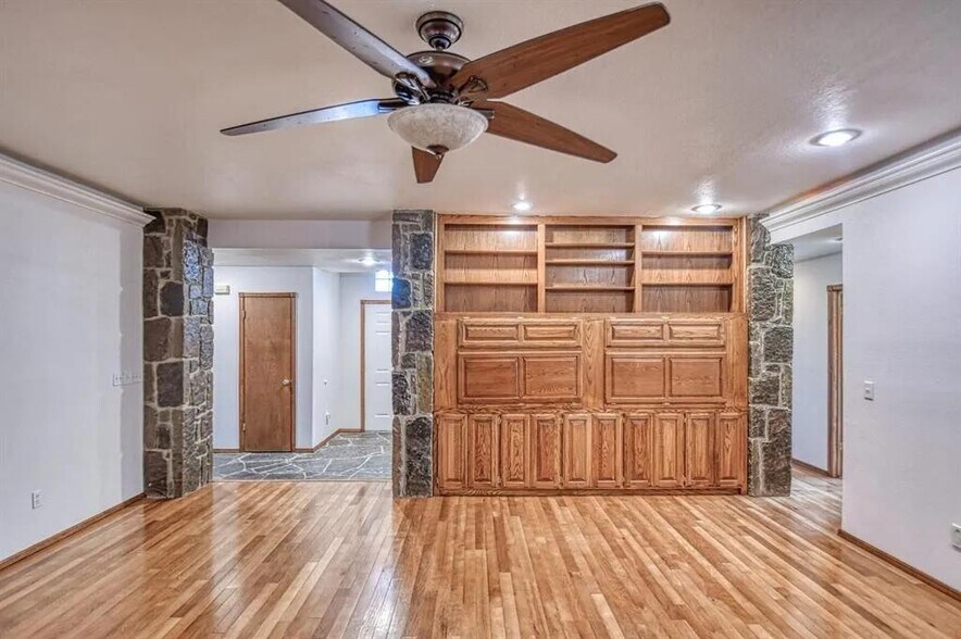 Building Photo - 3609 Hampton Ct