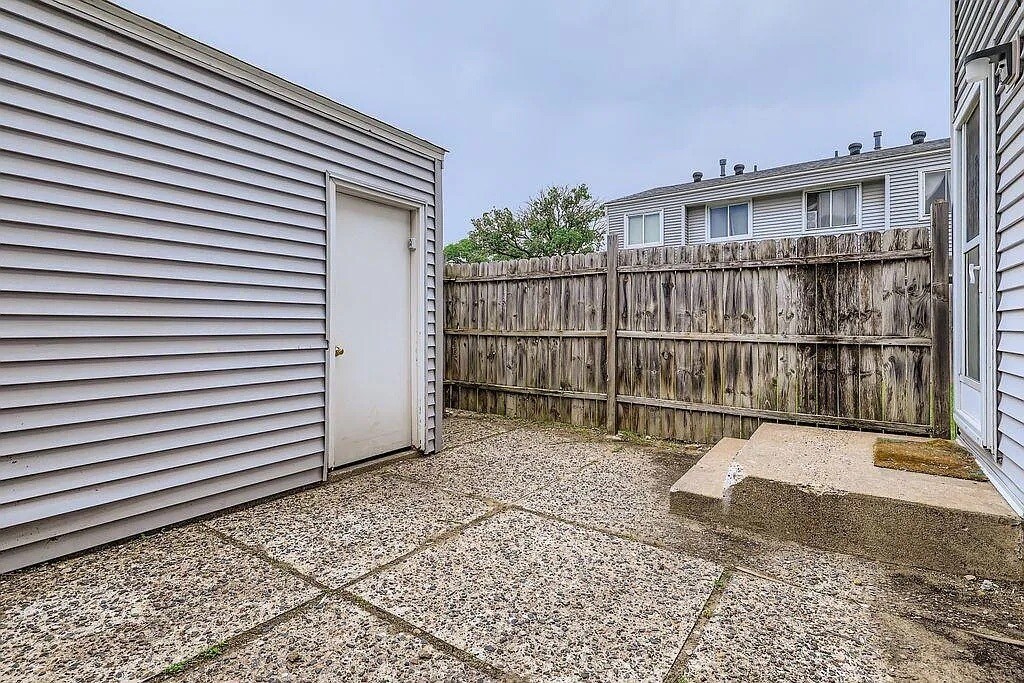 Building Photo - 455 107th Ln NW