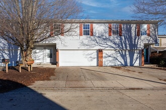 Building Photo - 250 Parktrail Rd