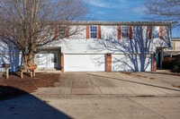 Building Photo - 250 Parktrail Rd