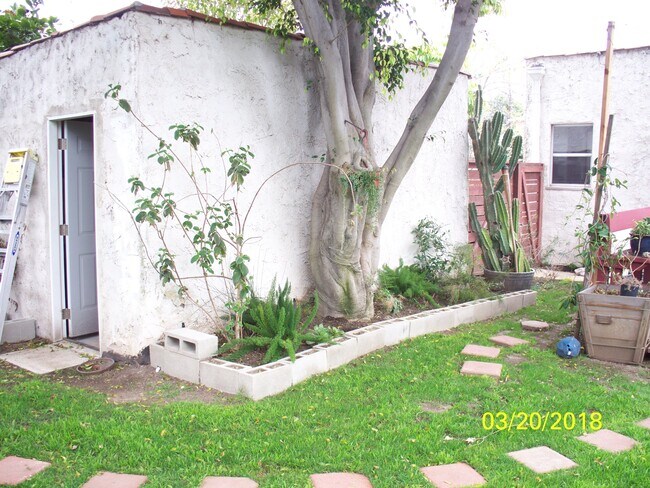 Building Photo - 4354 Coolidge Ave