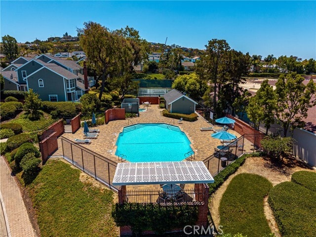 Building Photo - 2726 Hilltop Dr