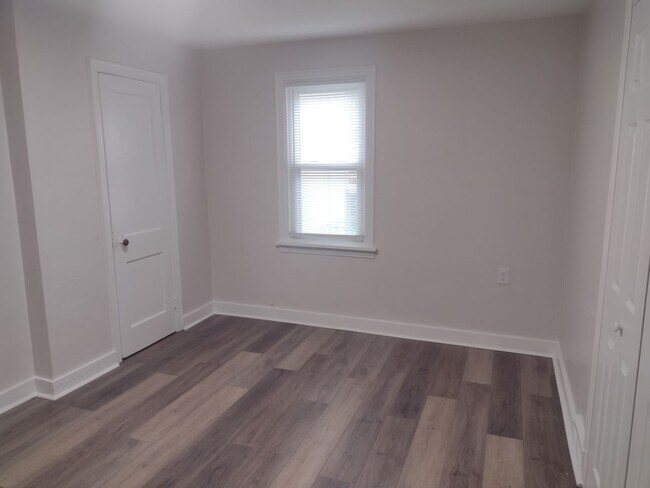 Building Photo - Beautiful Apartment for Rent