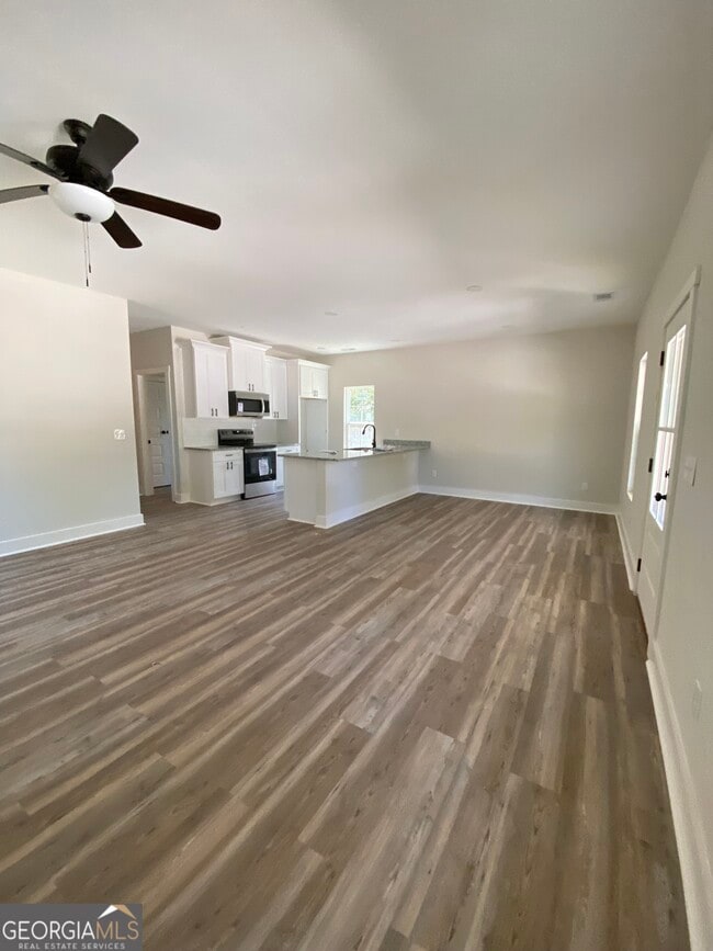 Building Photo - 769 Horsley Mill Rd