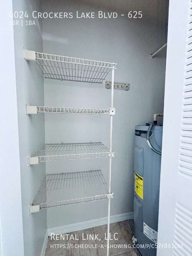 Building Photo - 4024 Crockers Lake Blvd