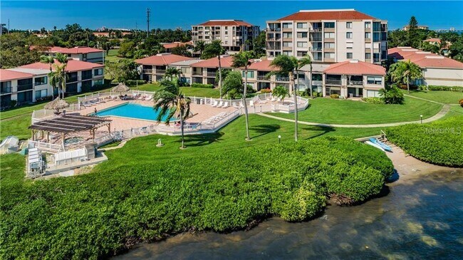 Building Photo - 6218 Palma Del Mar Blvd S