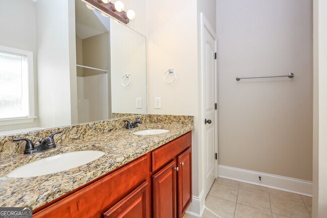 Building Photo - 169 Mount Moriah Rd