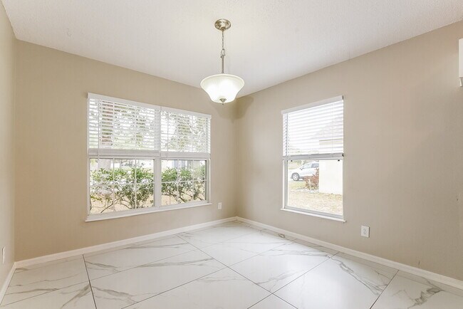 Building Photo - 4132 Waltham Forest Dr