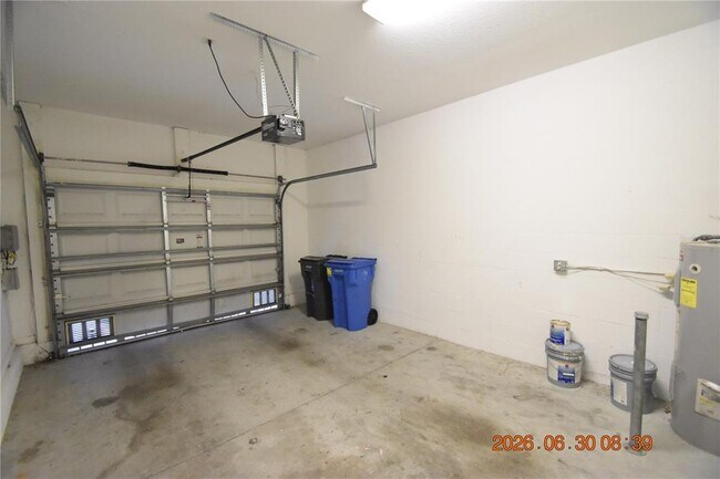 Building Photo - 8319 King Blossom Ct
