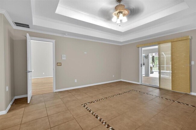 Building Photo - 20 Woodford Ln