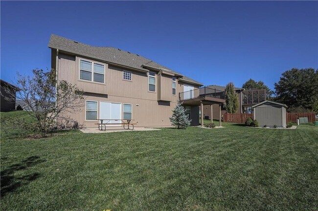 Building Photo - 5029 Woodstock Ct