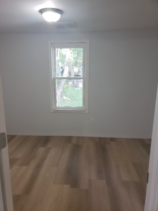 Building Photo - 3707 Blackstone Ave