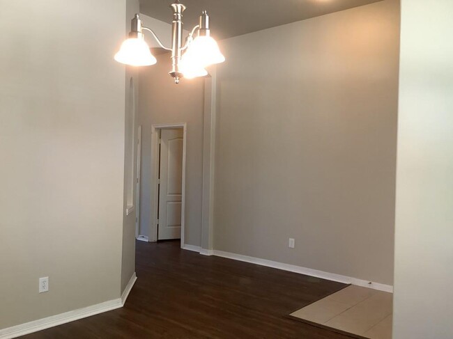 Building Photo - 5119 Westwood Pines Dr