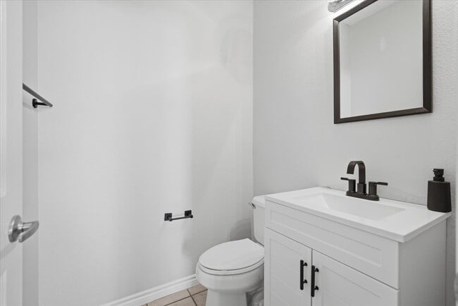 Building Photo - 1201 Palmares Ct