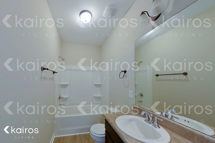 Building Photo - 8022 Shadesbrook Dr