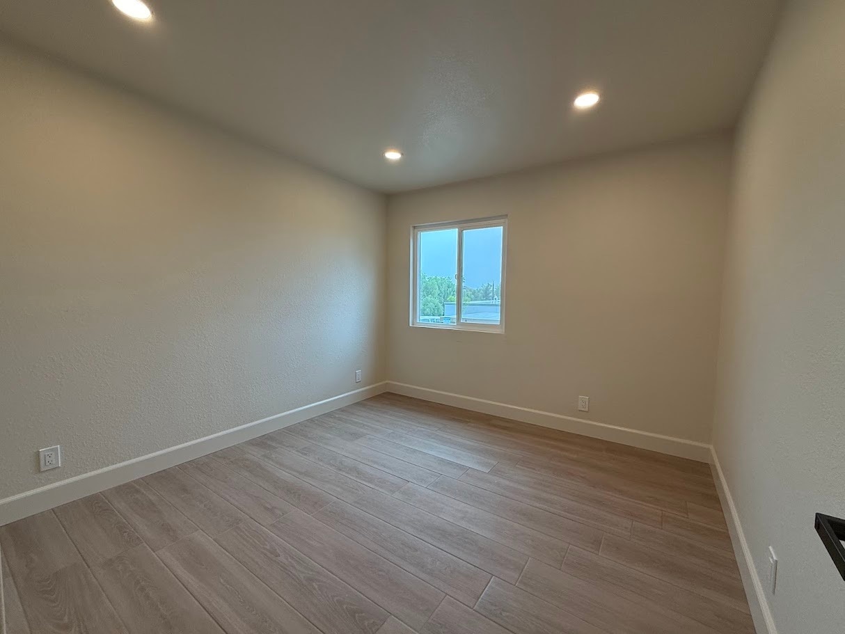 Building Photo - 28240 Via Princesa