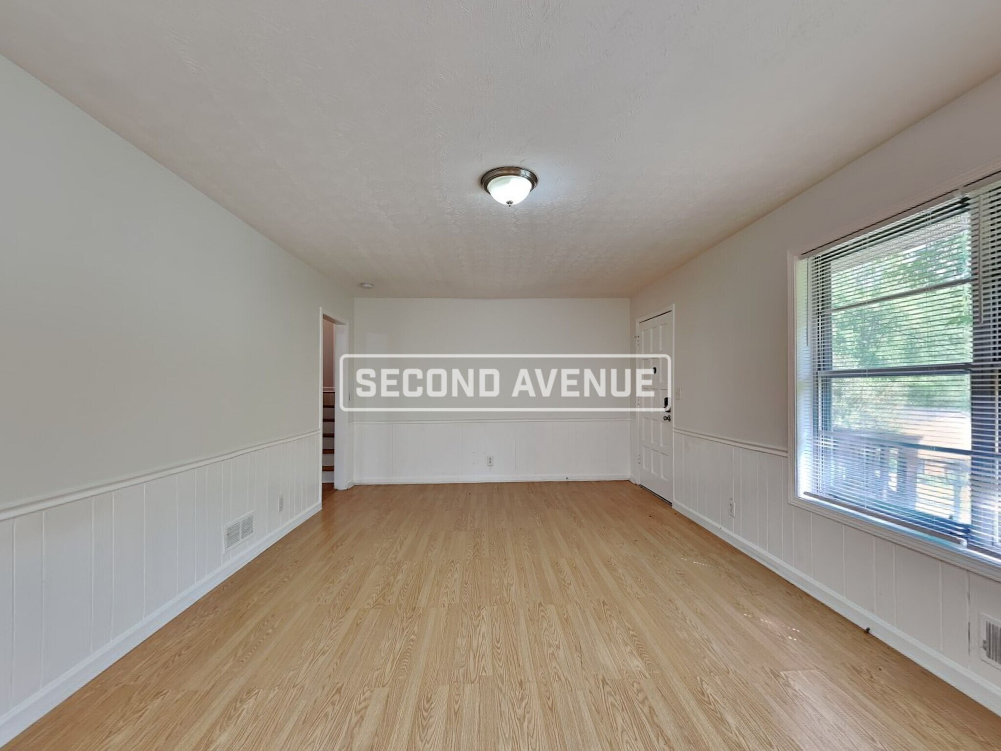 Building Photo - 1406 High Meadow Dr