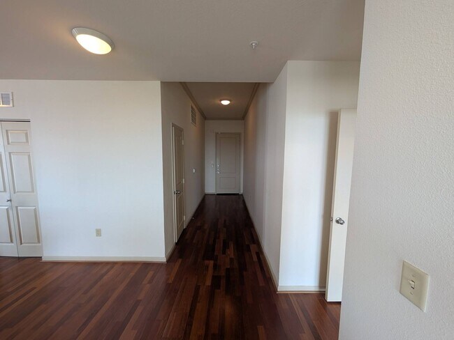 Building Photo - Stunning Galleria High-Rise on the 18th Floor