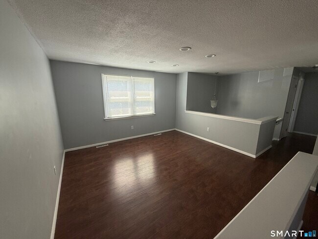 Building Photo - 106 Meetinghouse Ridge