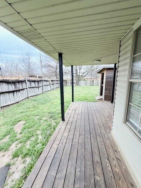 Building Photo - 570 Terry Ave