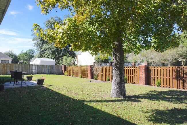 Building Photo - 3 BED | 2.5 BATH | POOLER