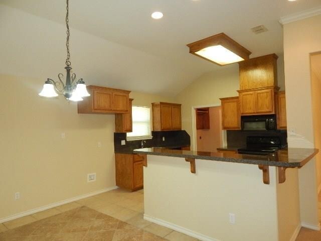 Building Photo - 6806 Windy Creek Dr