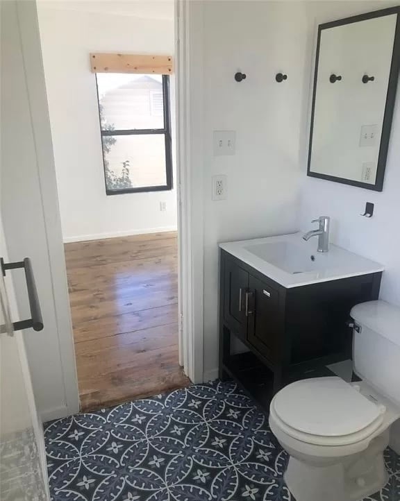 Building Photo - 903 S Main St