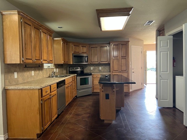 Building Photo - 3706 Trotter Ln