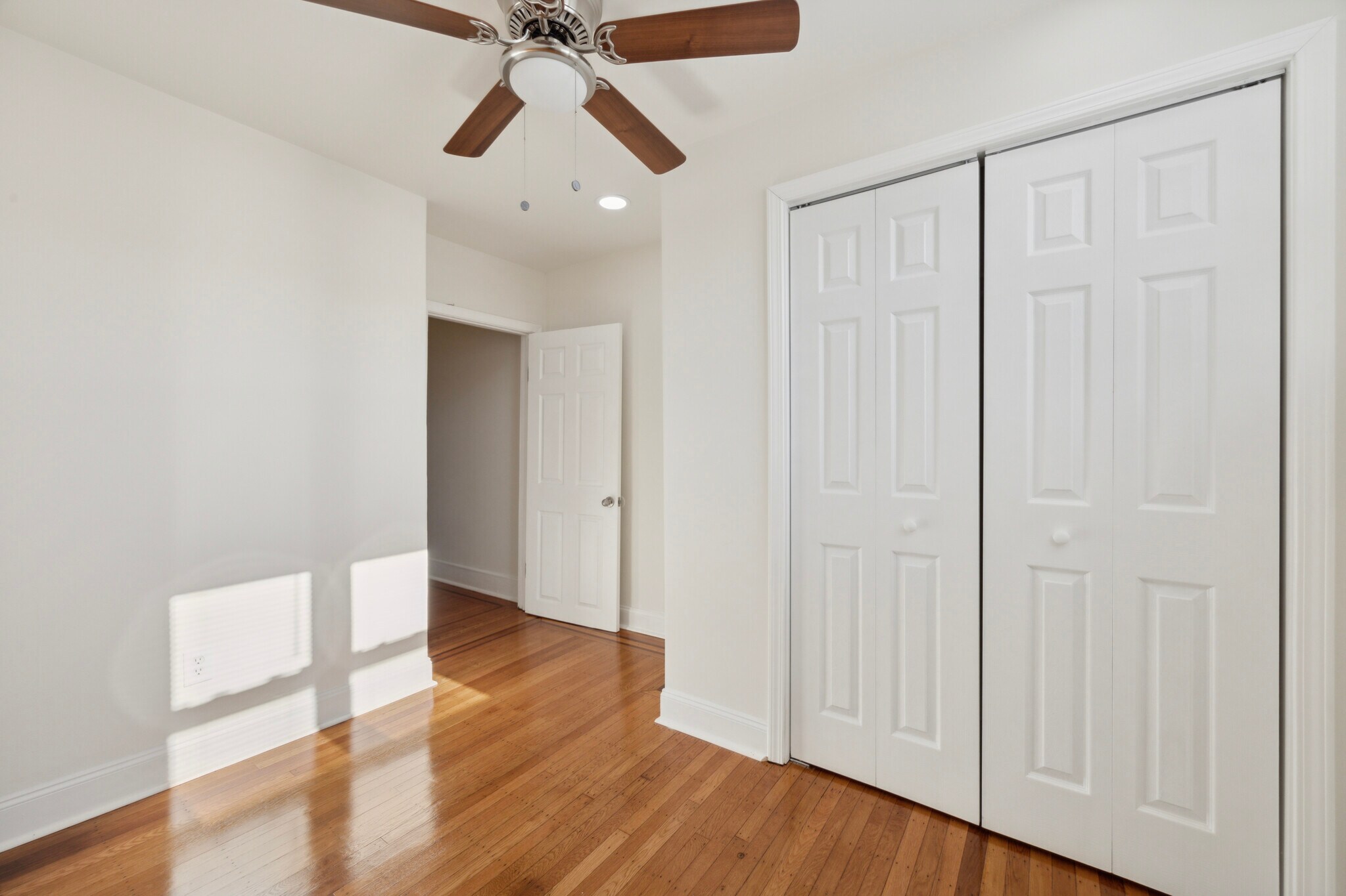 Building Photo - 524 Fernon St