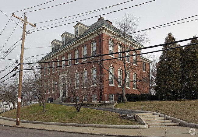 Primary Photo - Weld Park Apartments