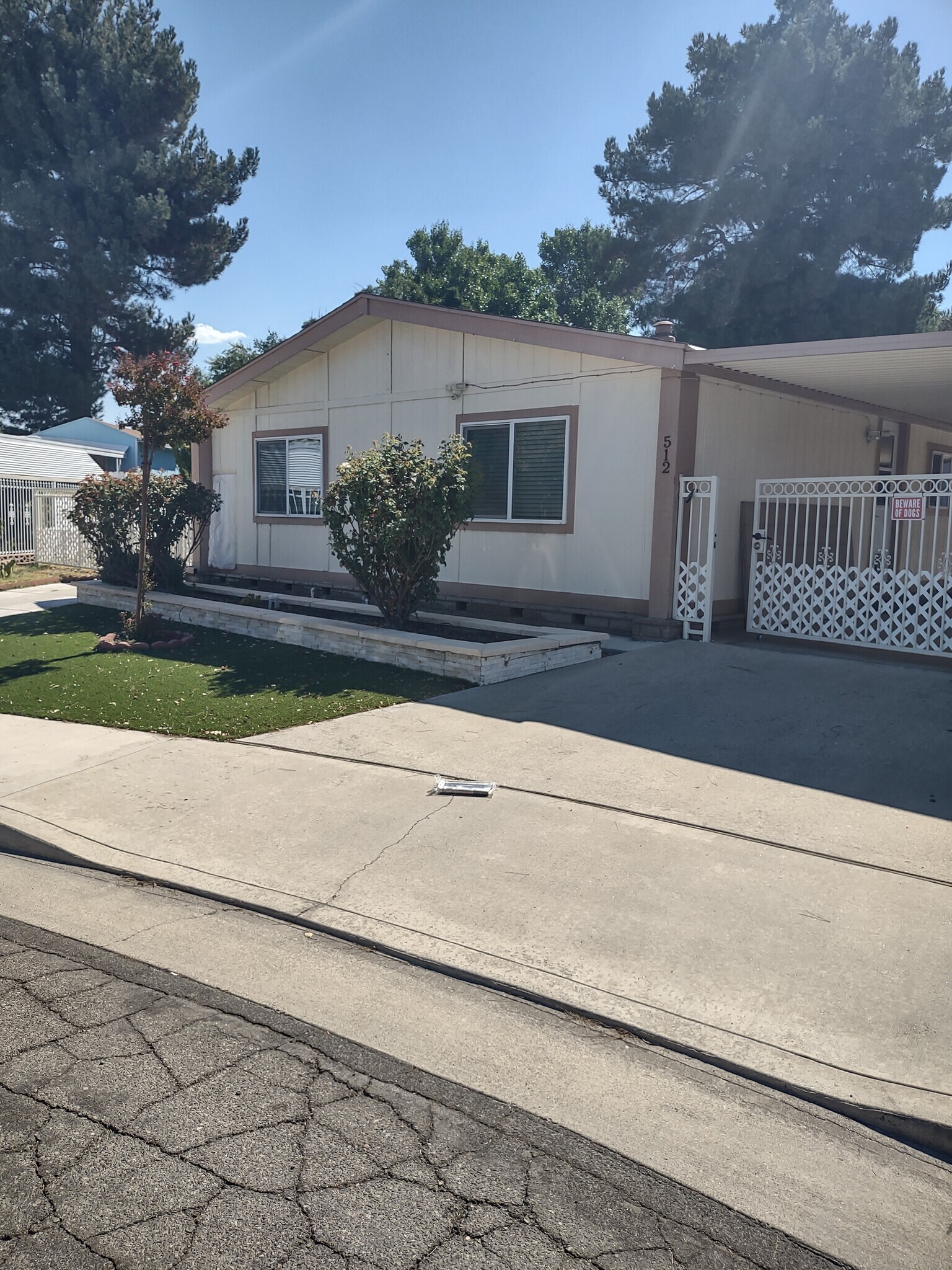 Building Photo - 512 De Soto Dr