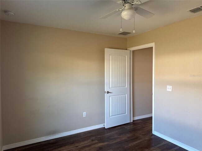 Building Photo - 4000 SW 139th St Rd