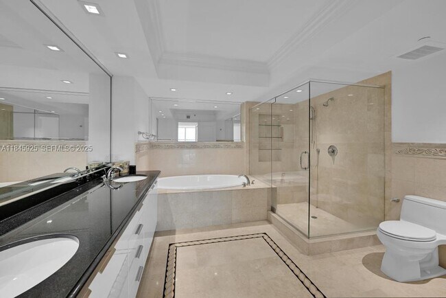 Building Photo - 1850 S Ocean Dr