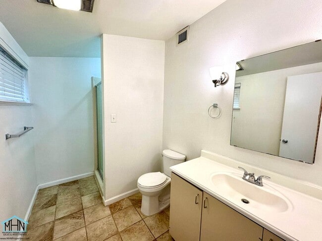 Building Photo - Cozy Secluded Condo, conveniently located near Medical Center, and Wurzbach Rd!