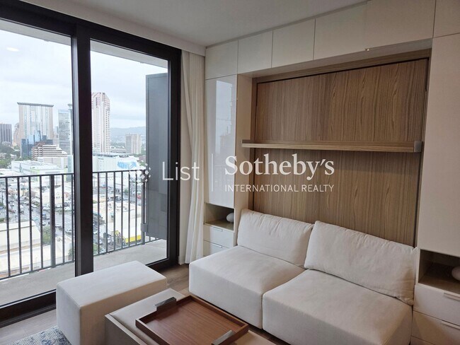 Building Photo - Aalii #1609 | Honolulu, HI